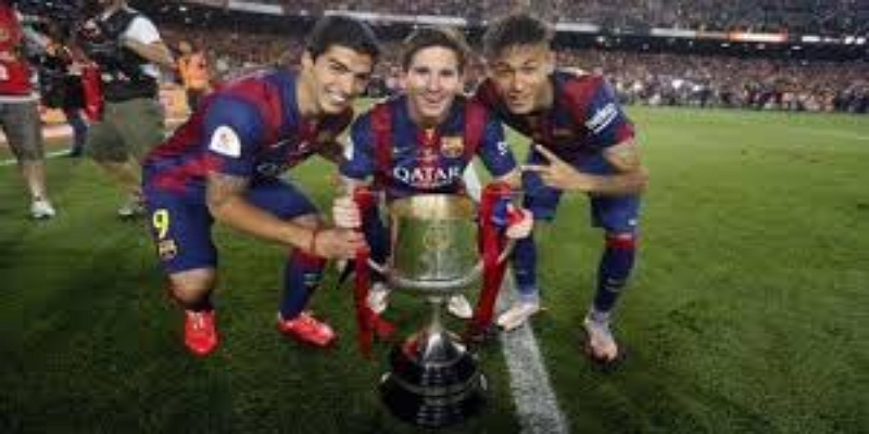 三巨头个人表现深度解析-开云体育