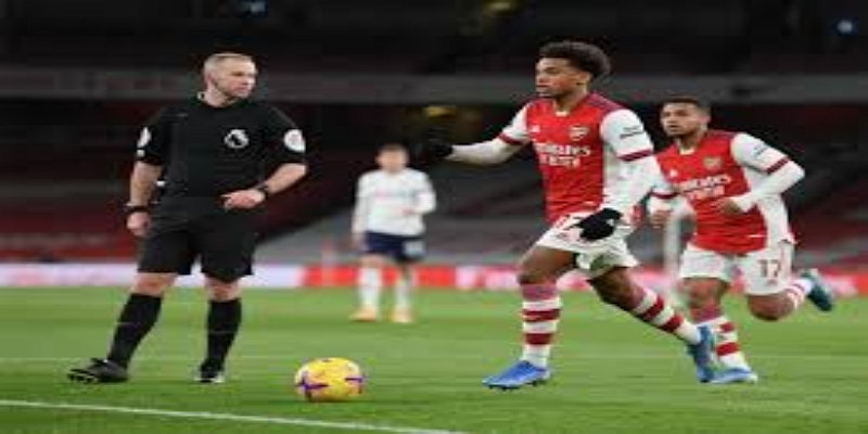 当事人背景与英超裁判压力- 开云体育分析- 开云体育