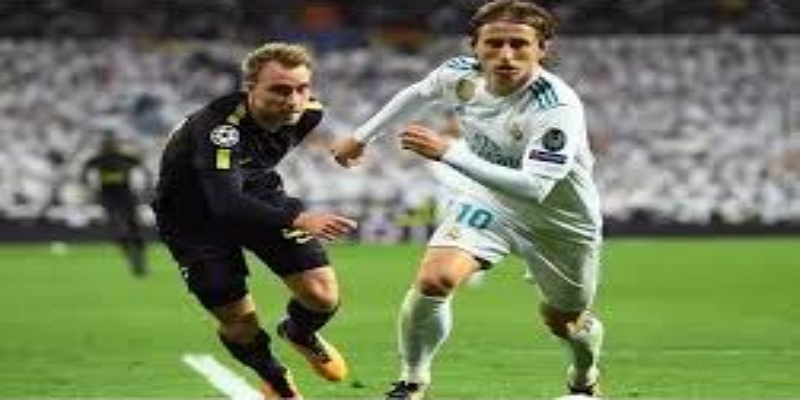 梅西与C罗的不同进化路径-开云体育